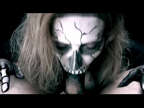❤️ Demon cailín sucking coileach lena béal dubh agus shlogtha cum. ❌  Porn  ag porn % ga.sexarxiv.ru%  ﹏